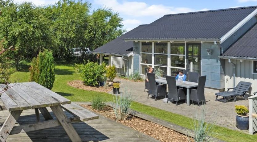 Photo of "Mathias" - 625m from the sea