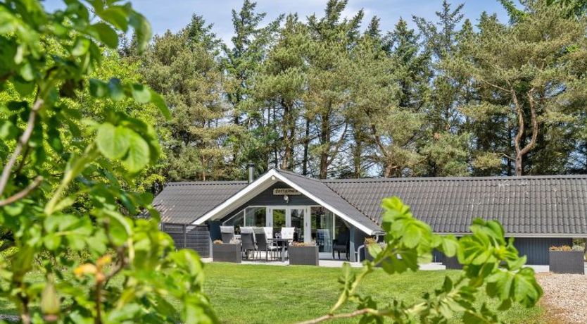 Photo of "Hjalmara" - 900m from the sea