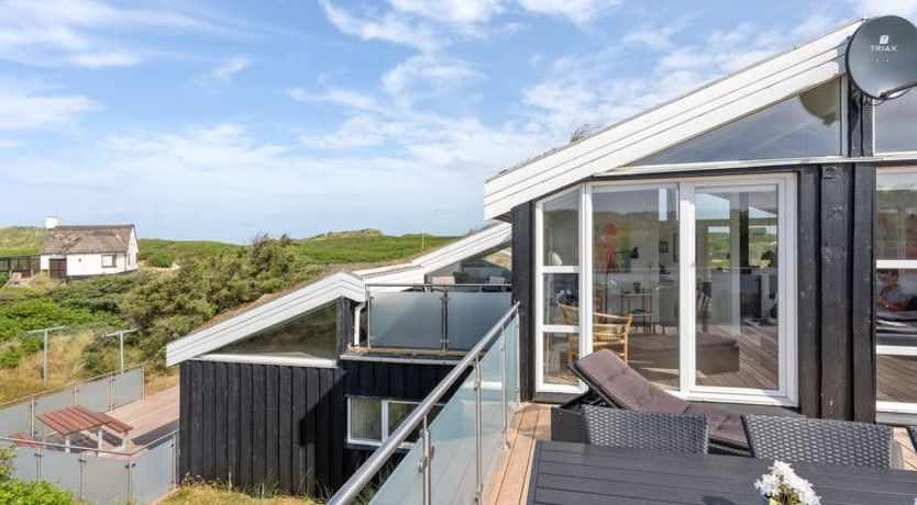 Photo of "Swerting" - 230m from the sea