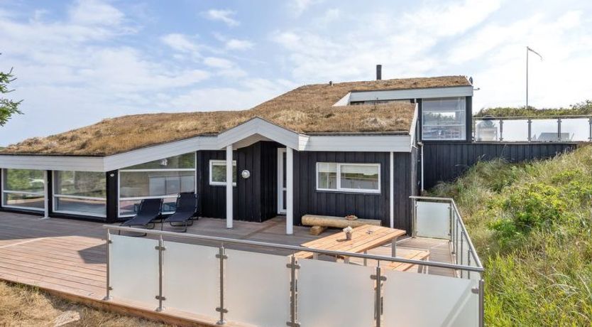 Photo of "Swerting" - 230m from the sea