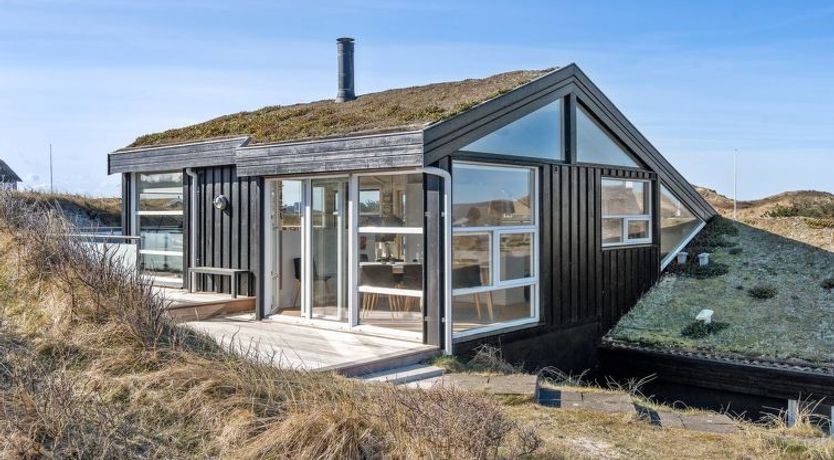 Photo of "Swerting" - 230m from the sea