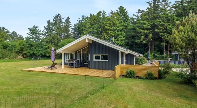 Photo of "Aniki" - 1.4km from the sea