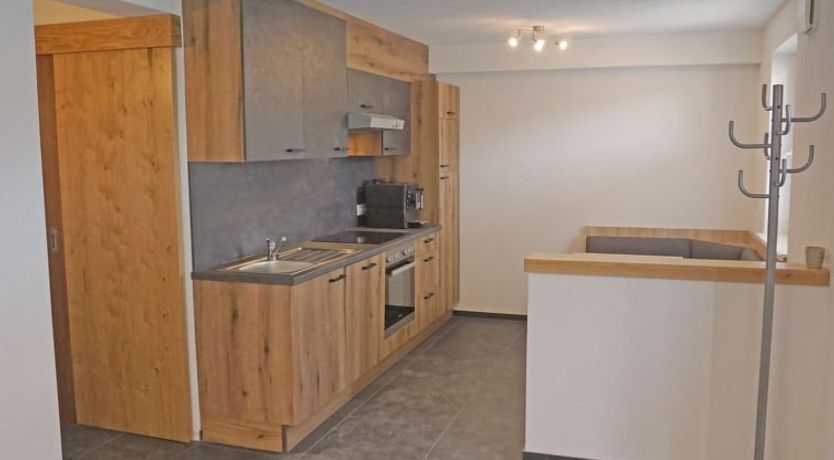 Photo of Apart Handle