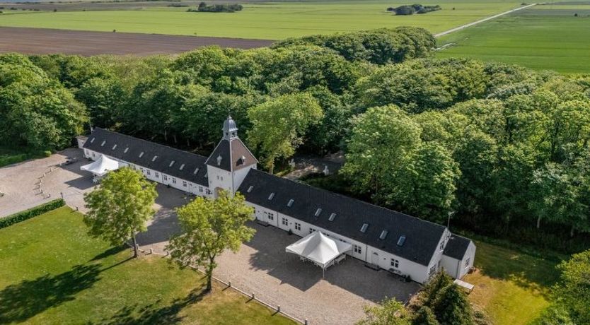 Photo of "Eini" - 4.5km from the sea