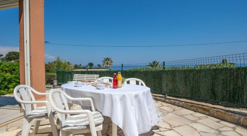 Photo of Le Front de Mer Apartment 5