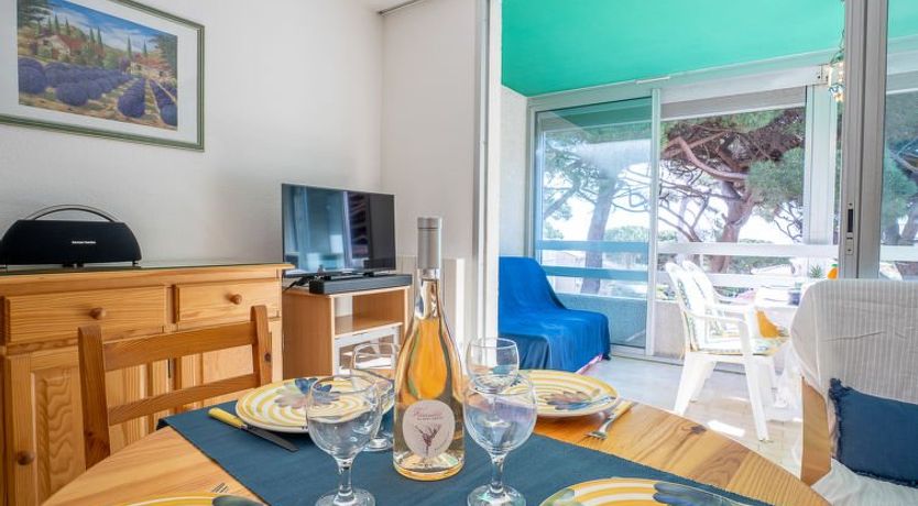 Photo of Bateau Blanc