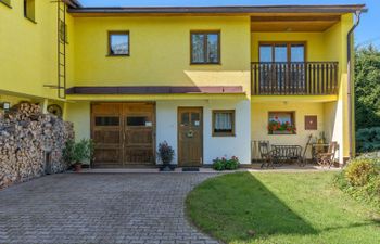 Tatobity Holiday Home