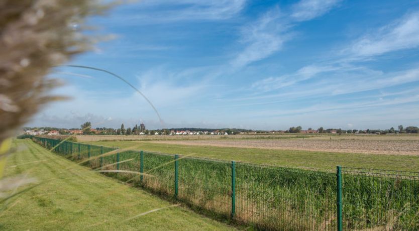 Photo of Dina with parking and shared pool Apartment 3