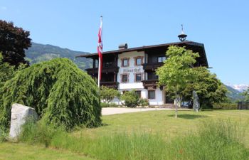 Römerhof Holiday Home