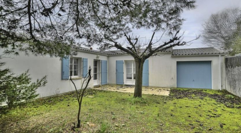 Photo of Les Deux Mûriers