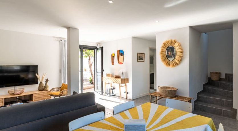 Photo of St Cyprien Plage Holiday Home 2