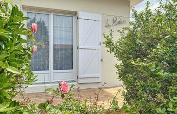 Les Albatros Holiday Home
