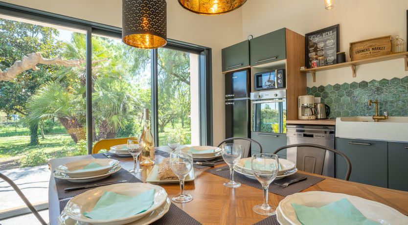 Photo of La Coraline