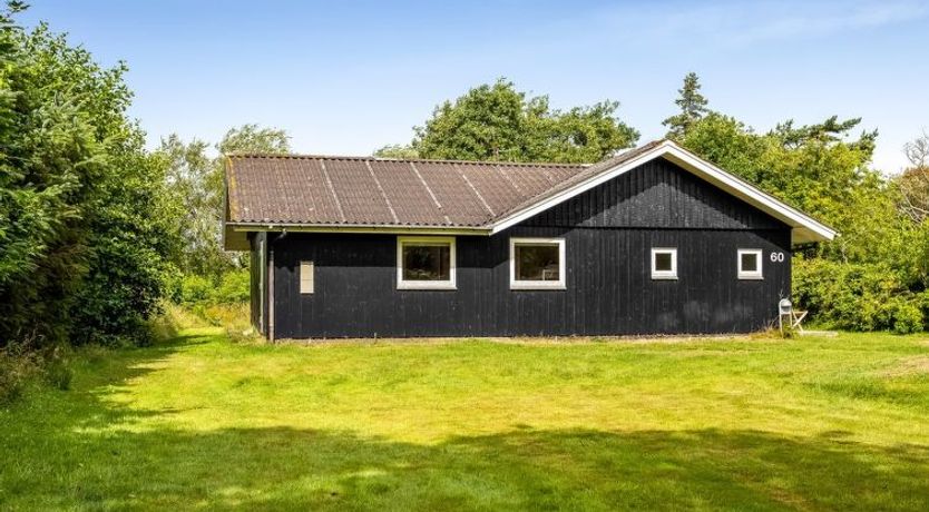 Photo of "Swaantje" - 400m from the sea