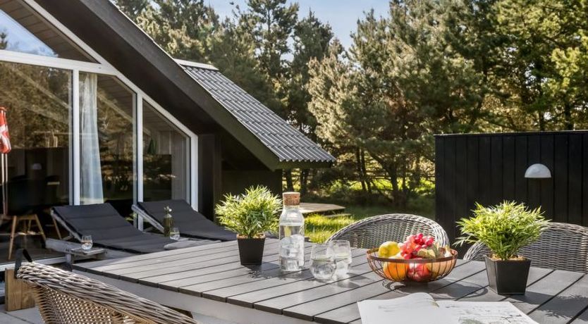 Photo of "Rumena" - 800m from the sea