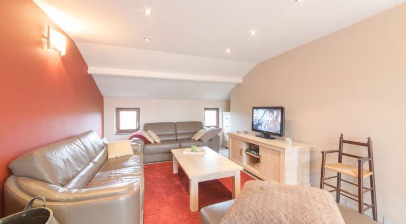 Photo of Polderhuis 78 parking and shared pool