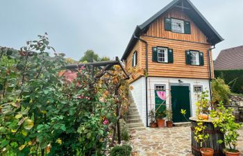 tiny lavender house Holiday Home