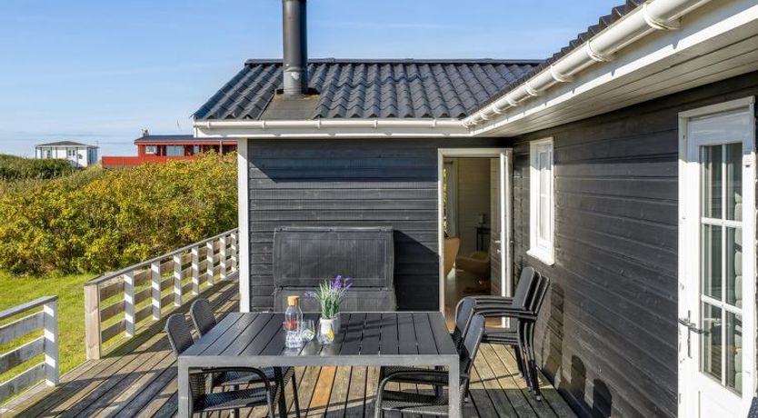 Photo of "Aika" - 500m from the sea