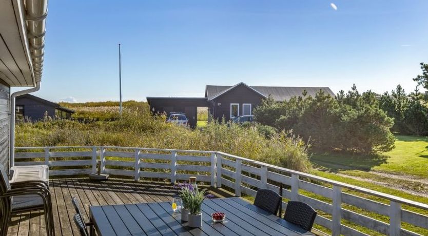 Photo of "Aika" - 500m from the sea