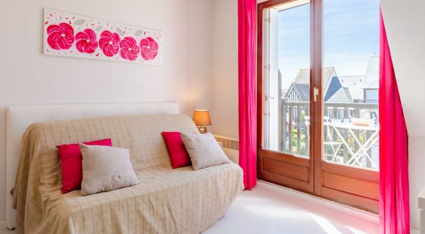 Photo of Fleur Marine Apartment 33