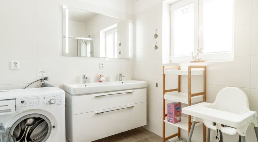 Photo of Lakeside Village 6