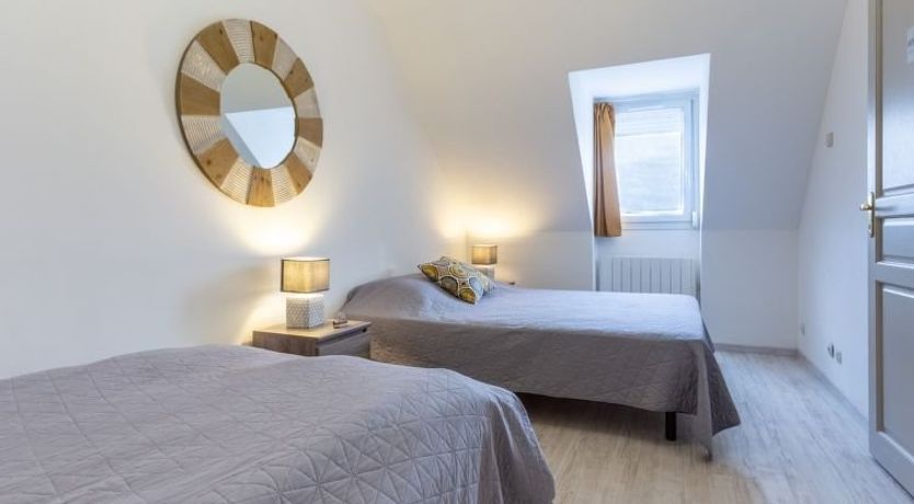 Photo of Le Vert Coteau Holiday Home 4