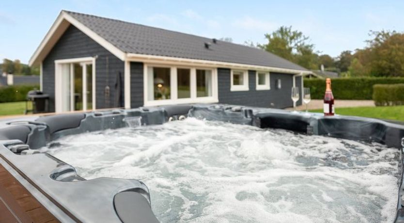 Photo of "Serey" - 500m from the sea