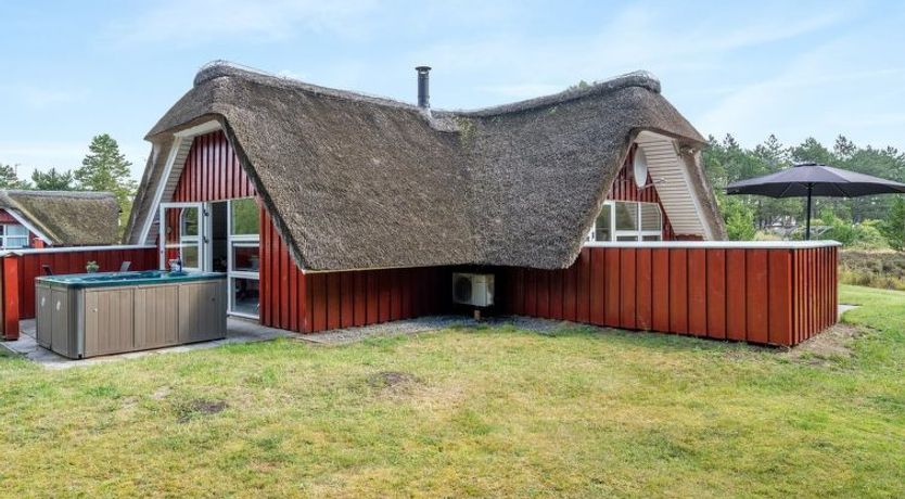 Photo of "Gunlög" - 3.1km from the sea