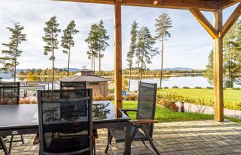 Lakeside Village 18 (+ sauna) Holiday Home