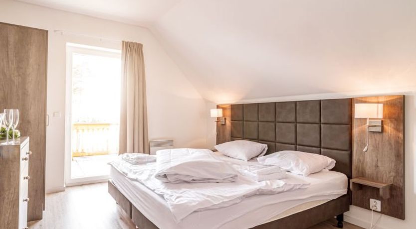 Photo of Lakeside Village 18 (+ sauna)