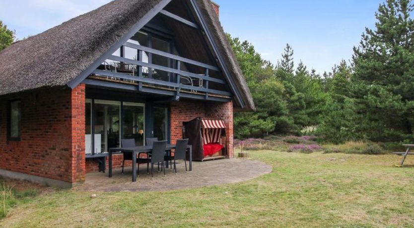 Photo of "Anna" - 1km from the sea