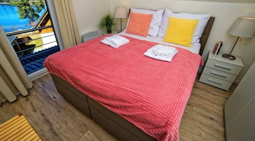 Photo of Lakeside Village 13 (+ sauna)