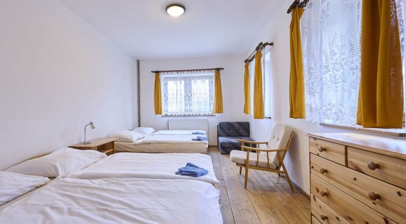 Photo of Garden & Pets Escape