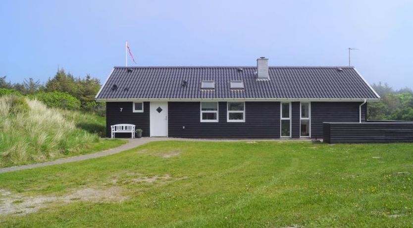 Photo of "Aved" - 350m from the sea