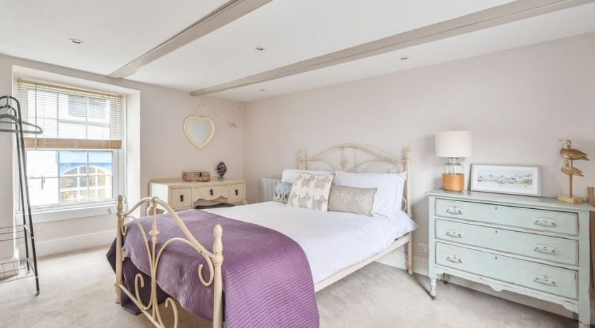 Photo of Mariners Rest