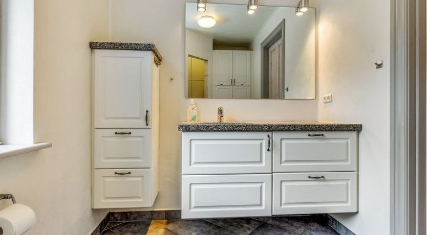 Photo of "Sophia" - 8km from the sea