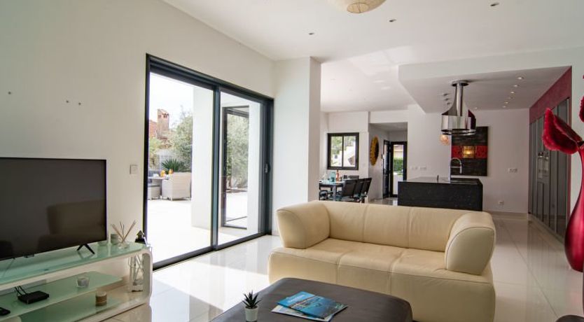 Photo of L'Oustaloun