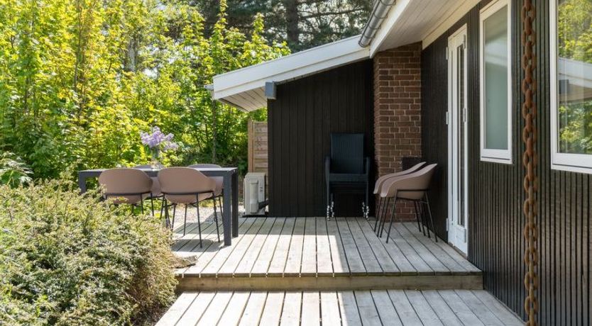 Photo of "Arho" - 75m from the sea