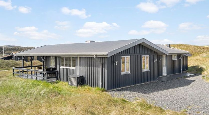 Photo of "Anetta" - 200m from the sea