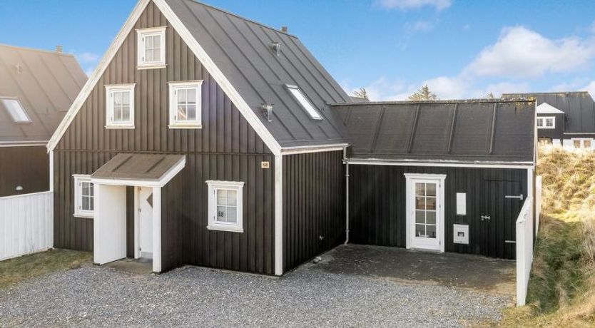 Photo of "Stine" - 1km from the sea