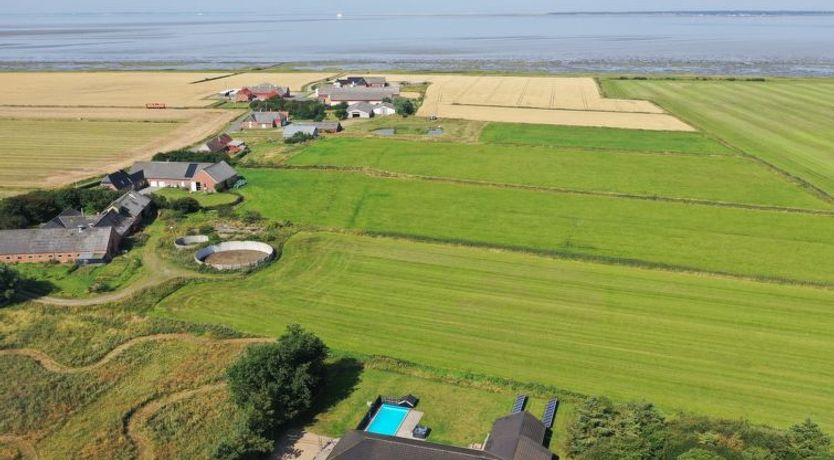 Photo of "Stefania" - 700m from the sea