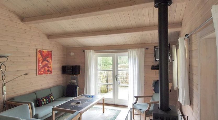 Photo of "Lilian" - 600m from the sea