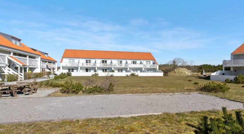 Photo of "Aline" - 1km from the sea