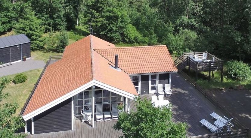 Photo of "Fastulf" - 300m from the sea