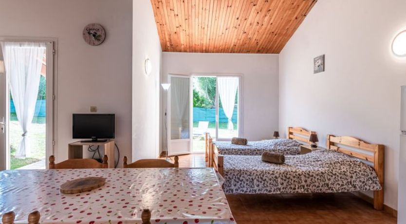 Photo of La Pinède, bungalow 4 pers.