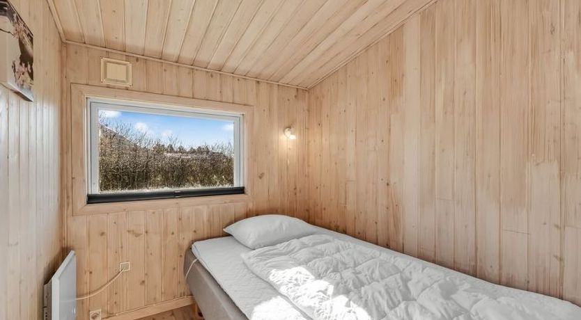 Photo of "Benjamina" - 530m to the fjord