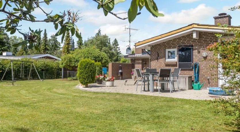 Photo of "Sessa" - 800m from the sea