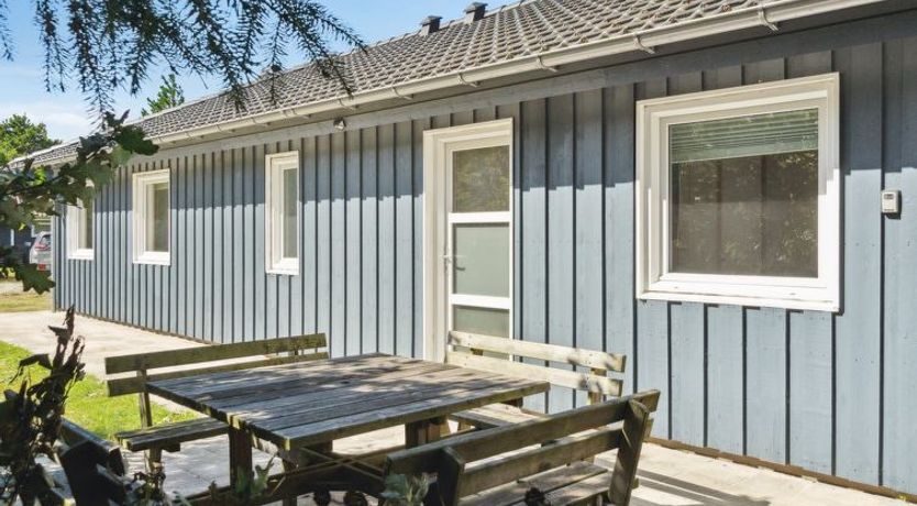 Photo of "Awenita" - 50m to the fjord