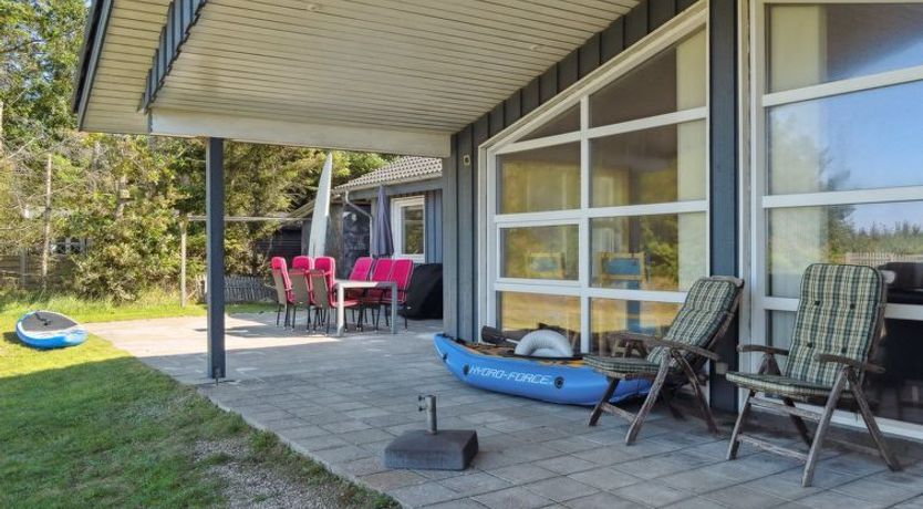 Photo of "Awenita" - 50m to the fjord