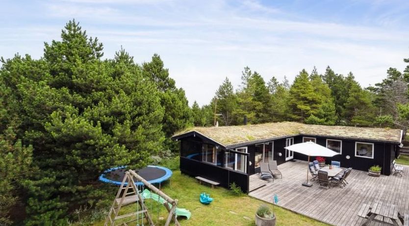 Photo of "Elin" - 3km from the sea